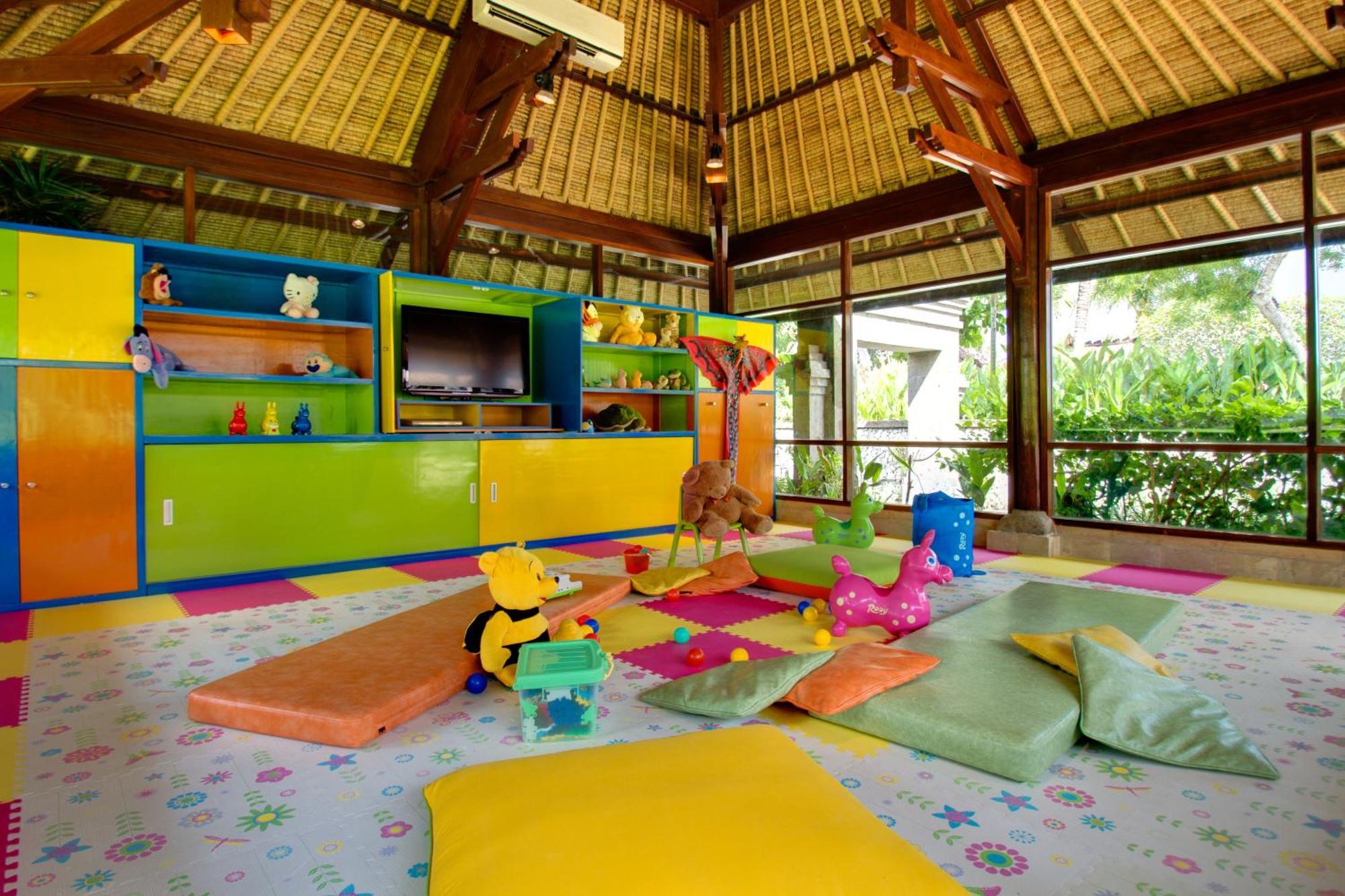 Ayana Resort Bali Jimbaran Extérieur photo The Kids Club