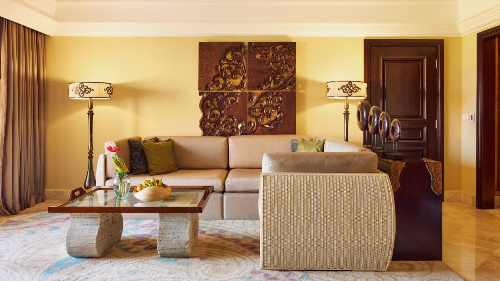 Ayana Resort Bali Jimbaran Extérieur photo A living room at the Emirates Palace
