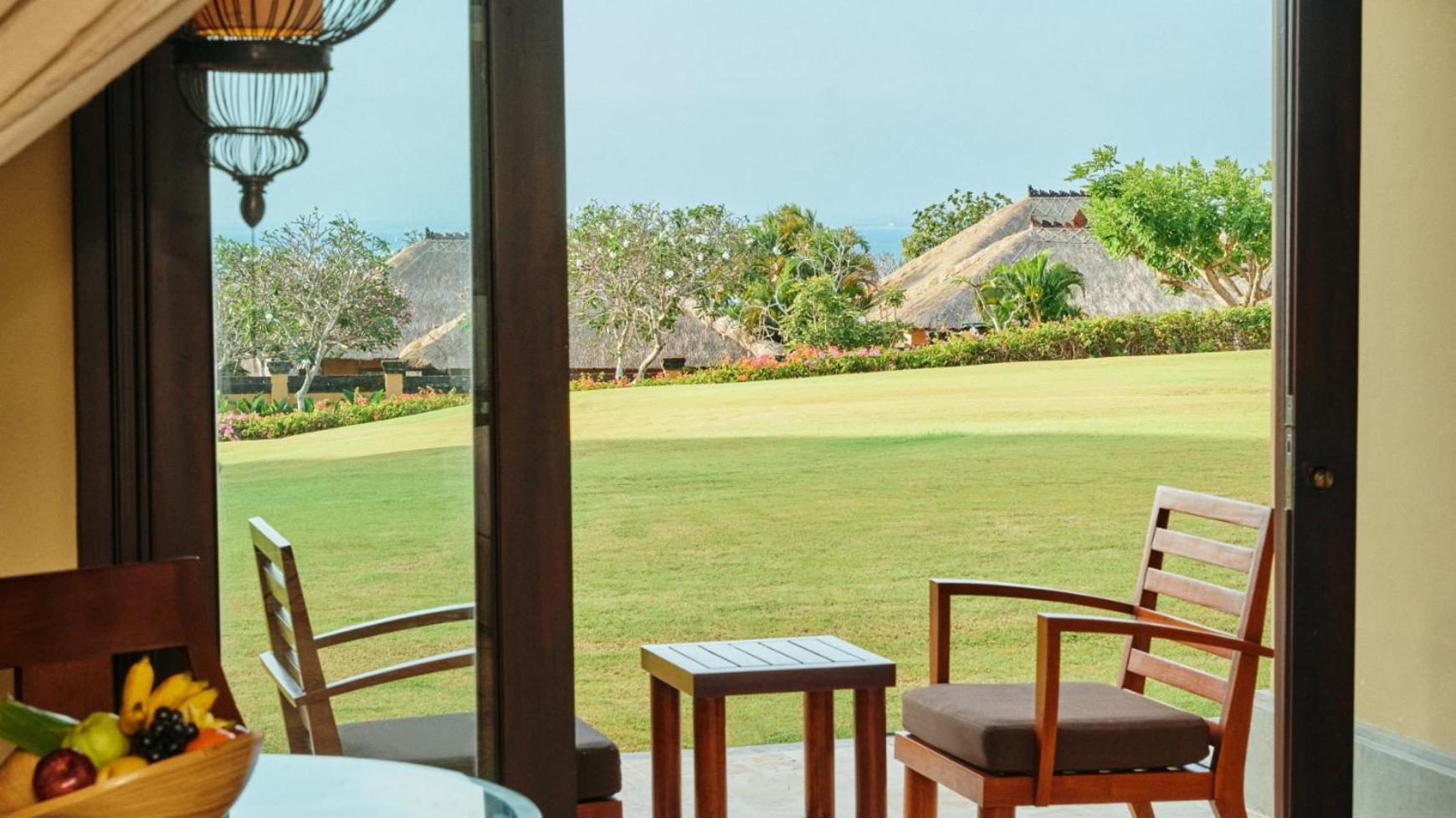 Ayana Resort Bali Jimbaran Extérieur photo View from a room at the resort